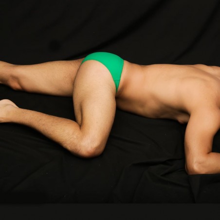 sunga de baño hombre color verde,