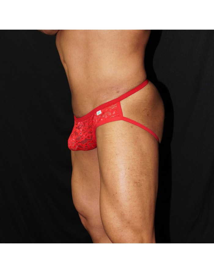 casi un Bikini o casi un Jockstrap ? Encaje Rojo