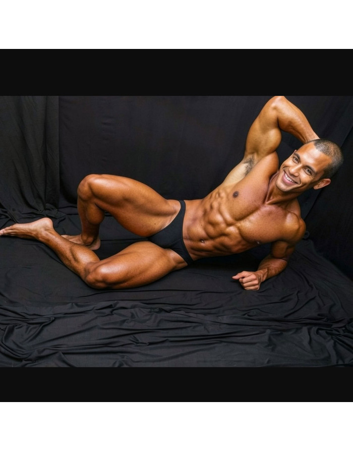 Venta en linea de Bikini tipo zunga para hombre, vista acostado de frente